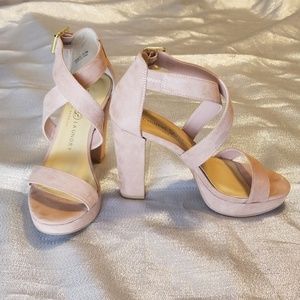 Chinese Laundry Platform heels
